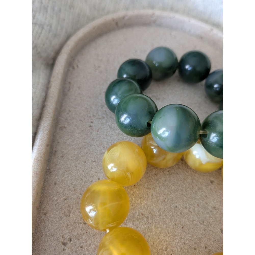 Chunky Bracelet Set Of 2 Marbled Beads Yellow & Green Statement Costume Stretch - Picture 3 of 5